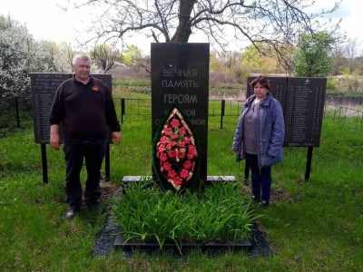 Братская могила, где захоронены солдаты Великой Отечественной войны, умершие от ран в военном госпитале в 1943 году.